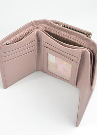 Пудровый кожаный женский маленький кошелек портмоне на магните, раскладной мини кошелек из кожи5 фото