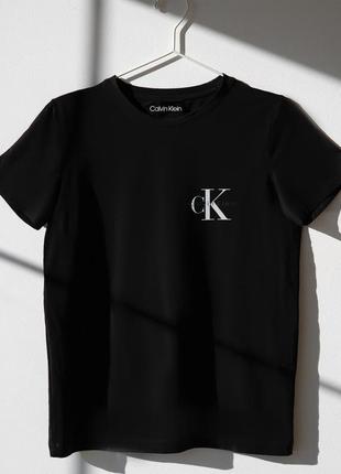 Женская футболка оверсайз oversize ск кльвин кляйн чёрная