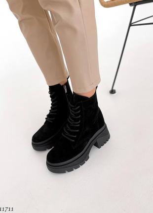 Ботинки сапоги деми натуральная замша черный