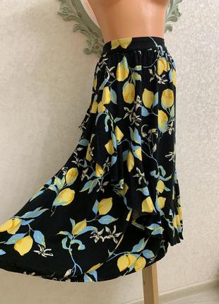 Шикарная вискозная юбка миди с косым воланом в принт лимончики!!!2 фото