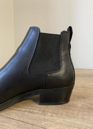 Шкіряні челсі clarks8 фото