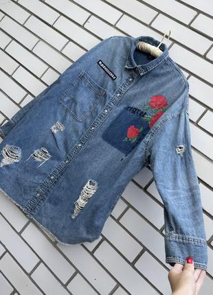 Джинсовая рубашка рубашка с принтом оверсайз h&amp;m