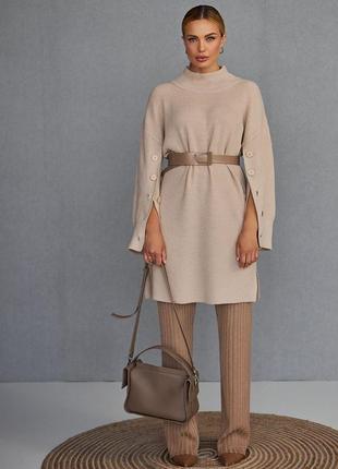 Женское стильное вязанное платье-туника кремового цвета. модель 2475 trikobakh. размер 42-524 фото