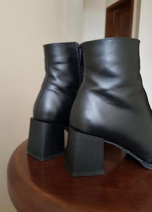 Шкіряні зимові чоботи