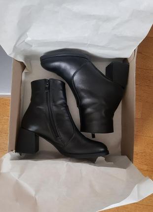 Шкіряні зимові чоботи