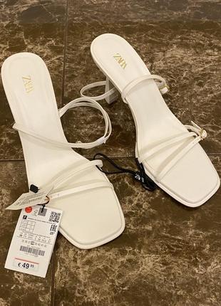 Босоножки белые молочные кожаные на каблуке сандалии туфли zara6 фото