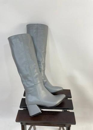 Эксклюзивные сапоги из итальянской кожи и замши женские на каблуке