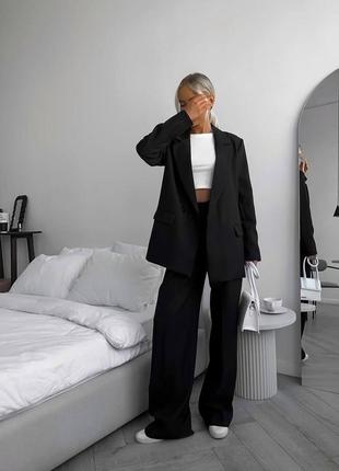 Костюм женский черный однотонный оверсайз пиджак с карманами с плечиками брюки палаццо свободного кроя на высокой посадке качественный стильный базовый