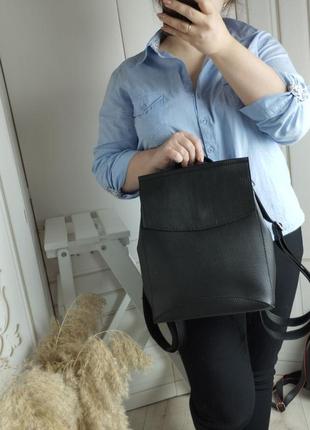 Женский стильный, качественный рюкзак-сумка для девушек черный2 фото