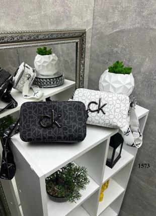 Молодежный каркасный клатч с двумя молниями брендирования calvin klein1 фото