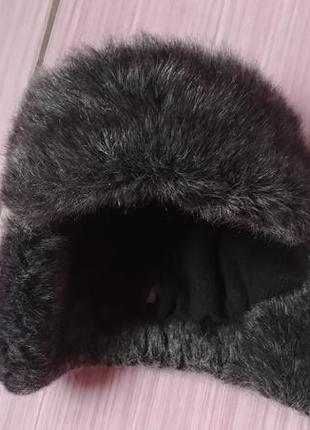 Чорна зимова шапка вушанка2 фото