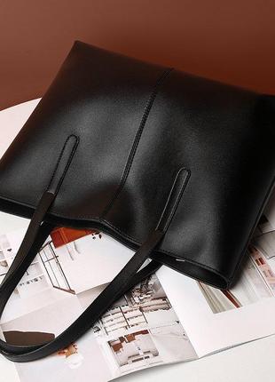 Женская сумка-шоппер на плечо черная из эко-кожи, большая вместительная1 фото