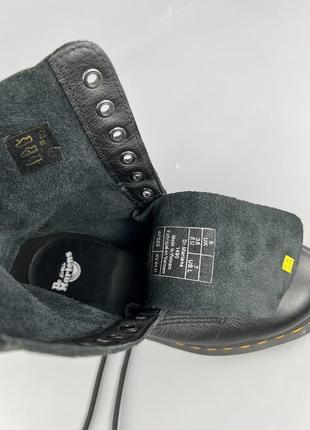 Кожаные высокие ботинки ботинки на шнуровке dr.martens 1490 мартенсы8 фото