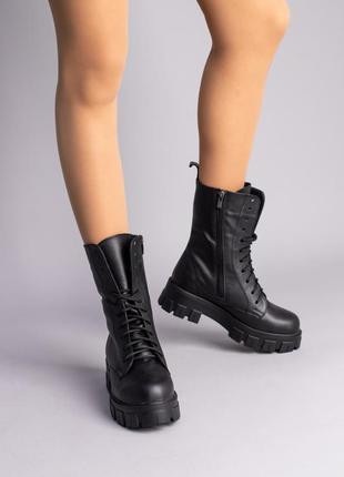 Ботинки женские кожаные черные на шнурках и с замком5 фото