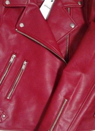 Куртка (косуха) червоного кольору3 фото