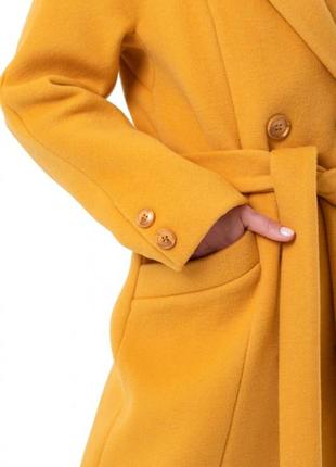 Пальто женское миди, демисезонное, шерстяное, двубортное, осеннее, весеннее, желтое7 фото