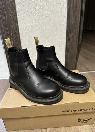 Челси dr. martens vegan boots3 фото