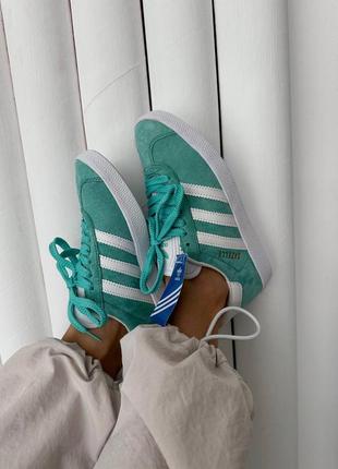 Женские кроссовки adidas gazelle mint / smb4 фото