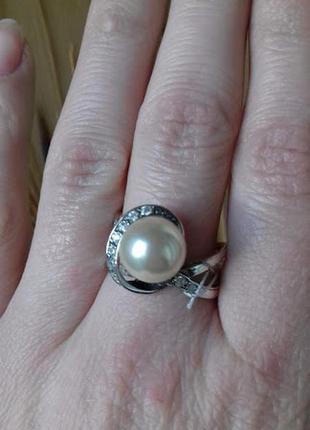 Серебряное кольцо с крупной жемчужиной