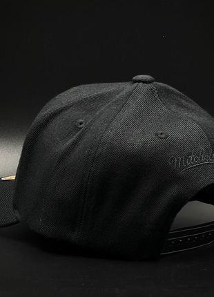 Оригинальная черная кепка mitchell & ness snapback philadelphia 76ers4 фото