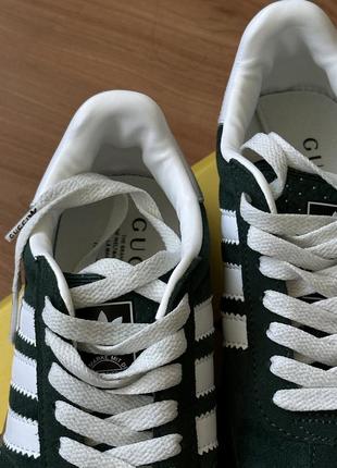 Зеленые кроссовки adidas gazelle gucci2 фото