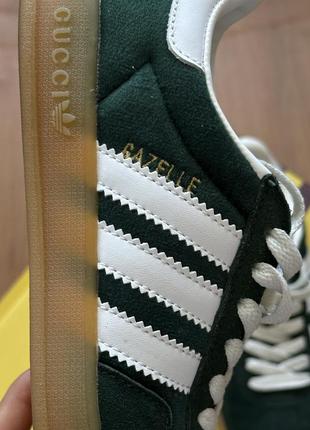 Зеленые кроссовки adidas gazelle gucci4 фото