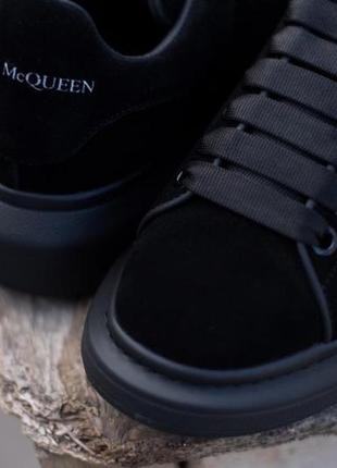 Женские кроссовки alexander mcqueen low larry black 32 фото