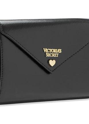 Кошелек victoriaʼs secret jewel metallic envelope pouch wallet black