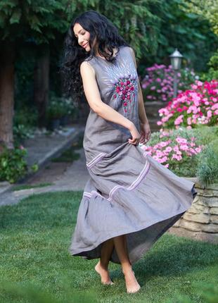 Льняной сарафан с ручной вышивкой «летний воспоминания»5 фото