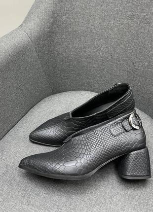 Ботильйони туфлі з італійської шкіри та замші жіночі на підборах