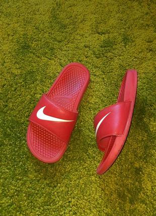 Тапки nike benassi swoosh сланці тапочки шльопанці air jordan