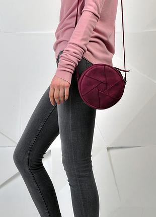 Сумка круглая через плечо кроссбоди бордовая кожаная crazy horse ручная работа стильная