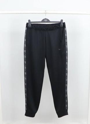 Жіночі спортивні штани nike