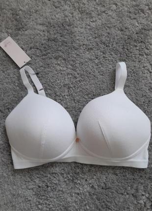 Бюстгальтер