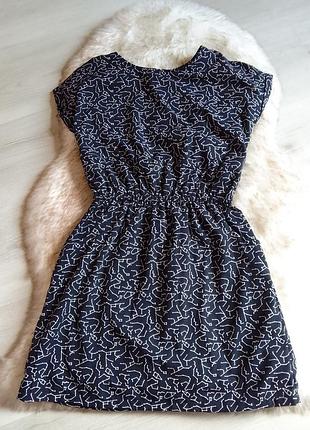 Летнее платье с карманами