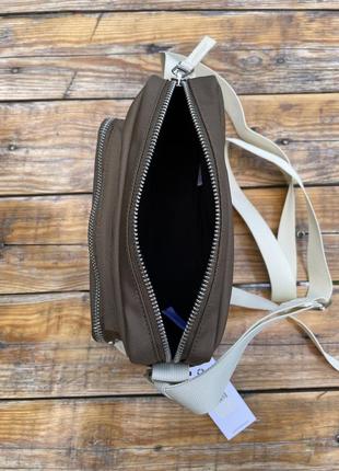 Нова сумка calvin klein (ck utility camera bag unisex) з американцями9 фото