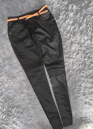 Чёрные классические стрейчевые брюки бренд creton jeans