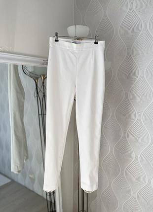 Светлые молочные классические брюки от maxmara в размере s (36)
