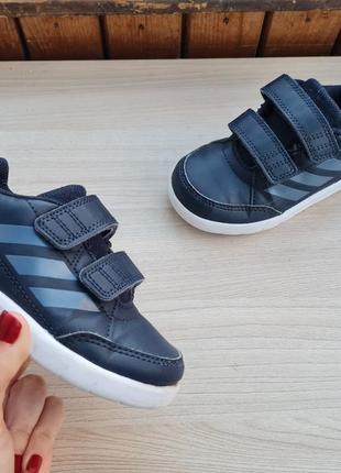 Кроссовки adidas, кросівки adidas