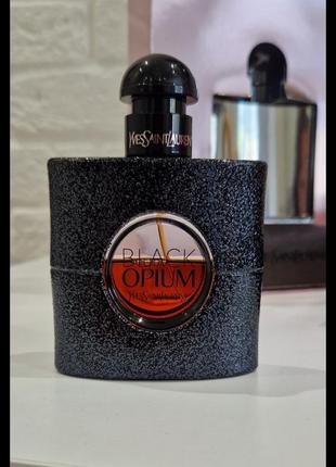 Женская парфюмированная вода yves saint laurent black opium, 50 ml