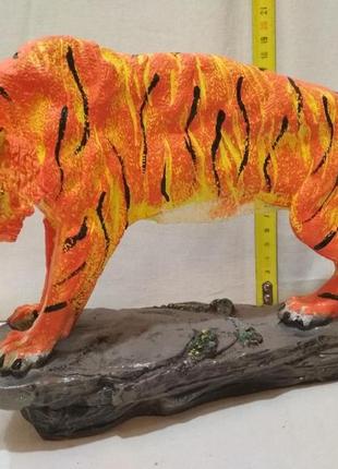 Статуэтка тигра