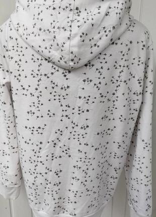 Худи на замке 3