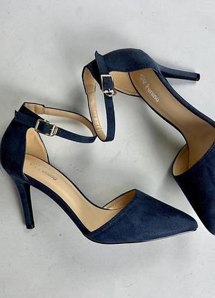 Туфли женские с ремешком на шпильке синие
