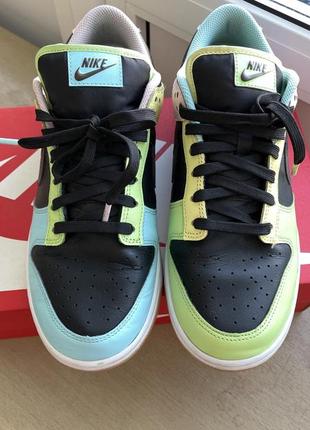 Nike dunk low se разноцветные2 фото