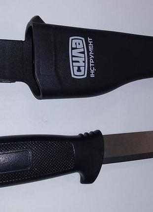 Ніж в чохлі