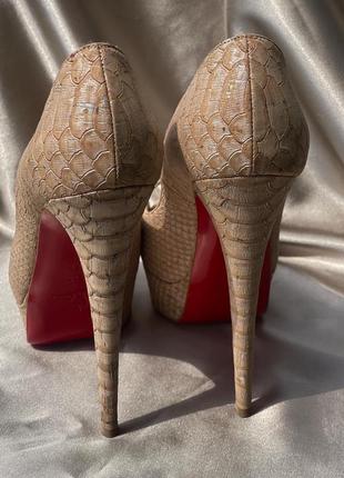 Туфли christian louboutin оригинал5 фото