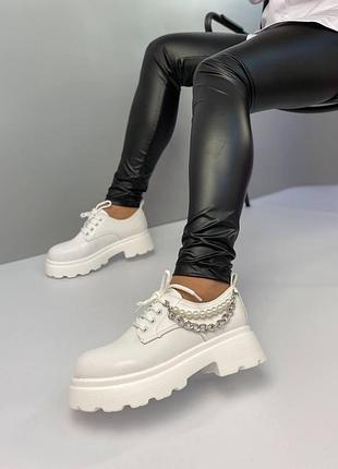 Ботинки, туфли белые кожа