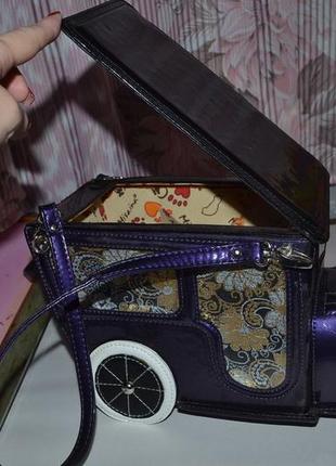 Винтажная итальянская сумочка/сумка -ретро-кабриолета с ручками на карабинах2 фото