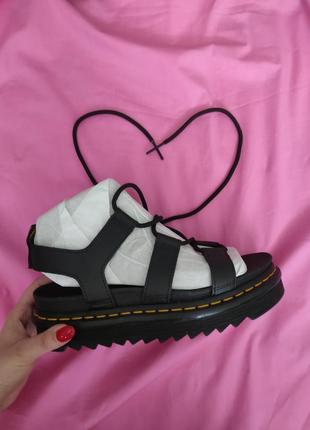 Босоножки nike air force