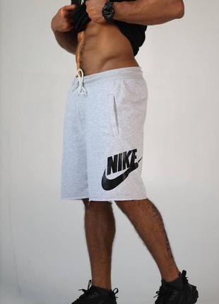 Шорти nike